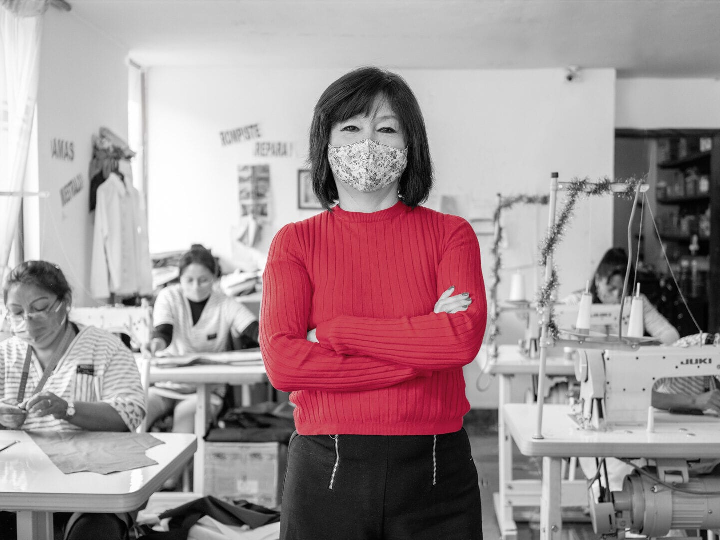 Textilunternehmerin aus Ecuador: Mithilfe eines Mikrokredits produziert Carmiña López Gesichtsmasken