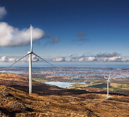 Foto eines WIndparks in Norwegen als Symbol für nachhaltige Investments